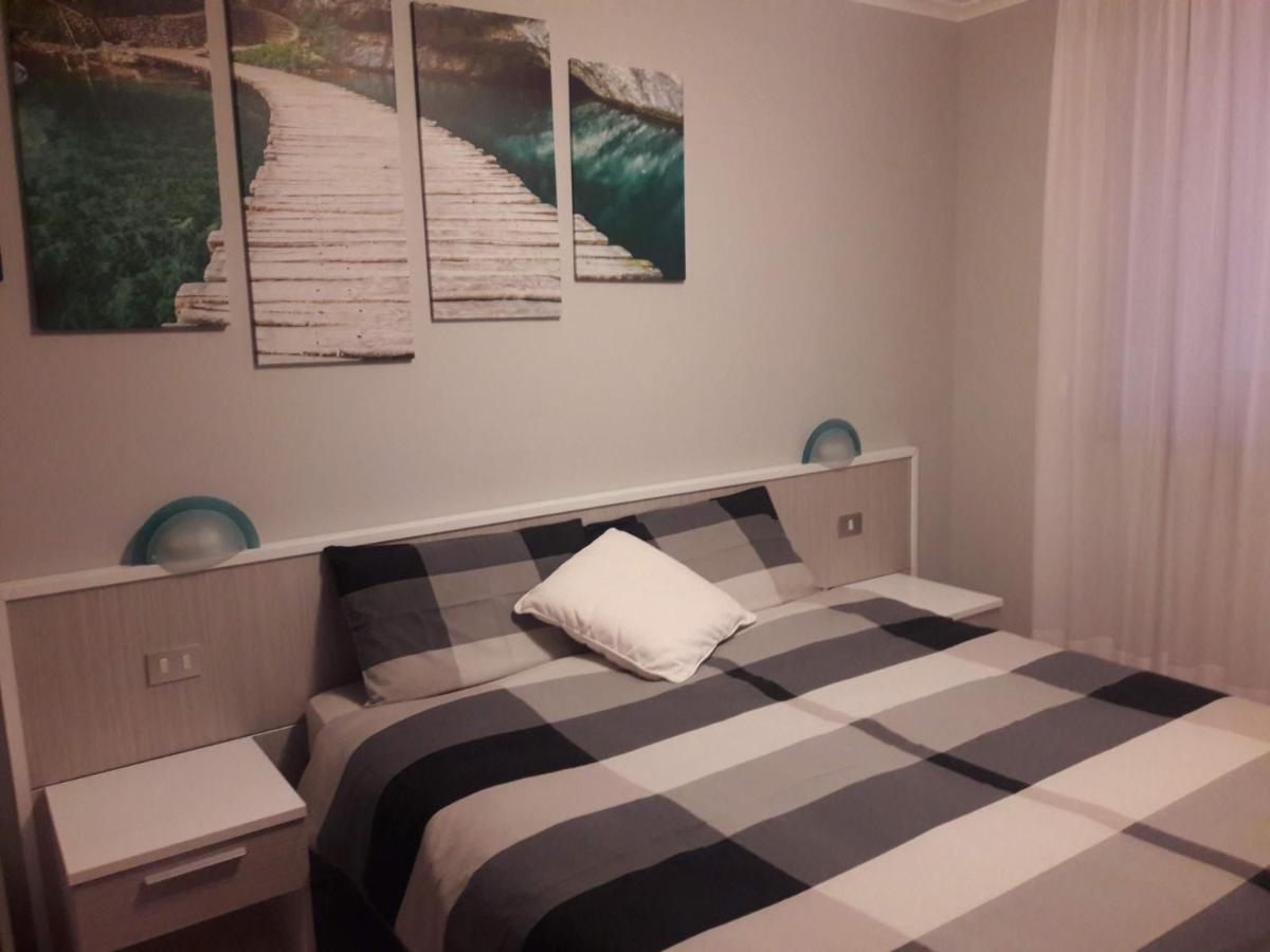 Hotel Lydia Градо Екстер'єр фото